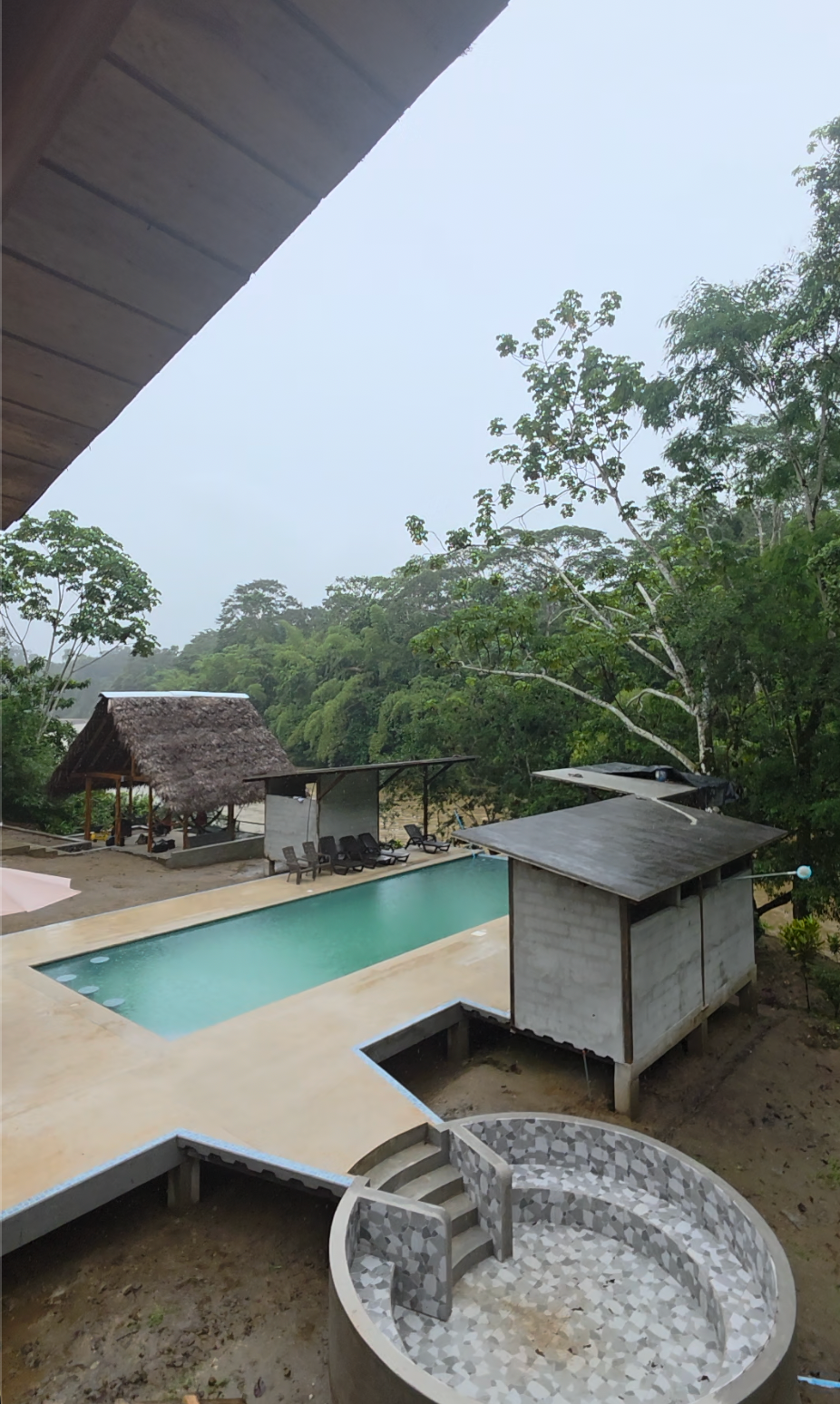 Tena Lodge pool
